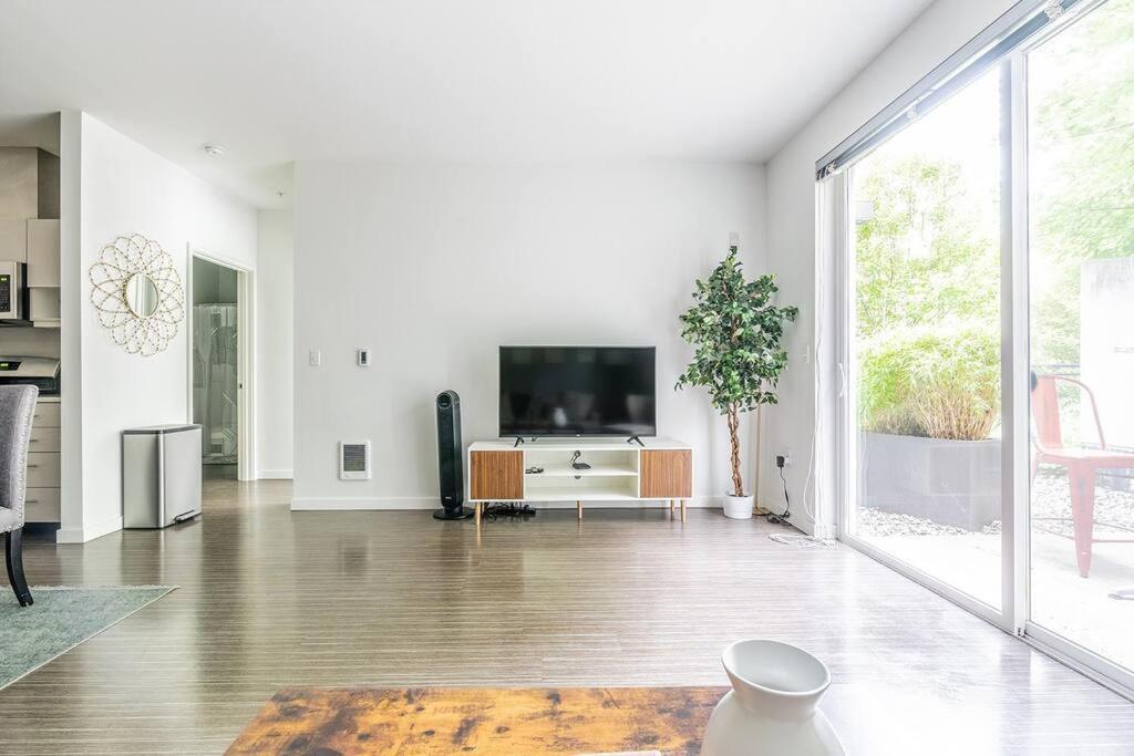 One Bedroom Luxury Apartment Seattle Eksteriør bilde