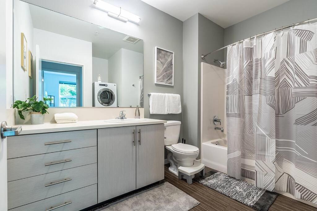 One Bedroom Luxury Apartment Seattle Eksteriør bilde