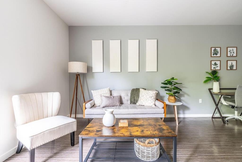 One Bedroom Luxury Apartment Seattle Eksteriør bilde