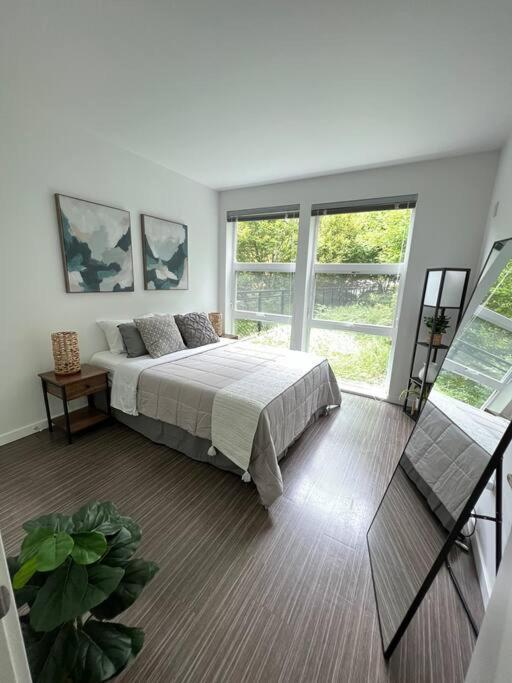 One Bedroom Luxury Apartment Seattle Eksteriør bilde