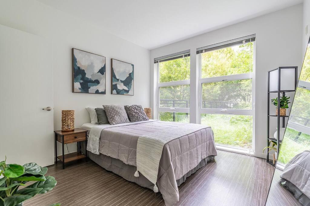 One Bedroom Luxury Apartment Seattle Eksteriør bilde